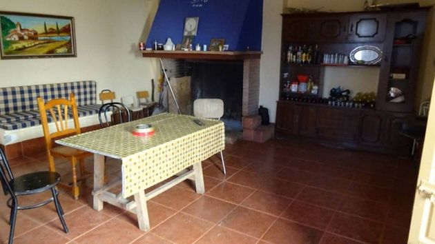 Foto 2 de Venta de casa en Argamasilla de Alba de 3 habitaciones con calefacción