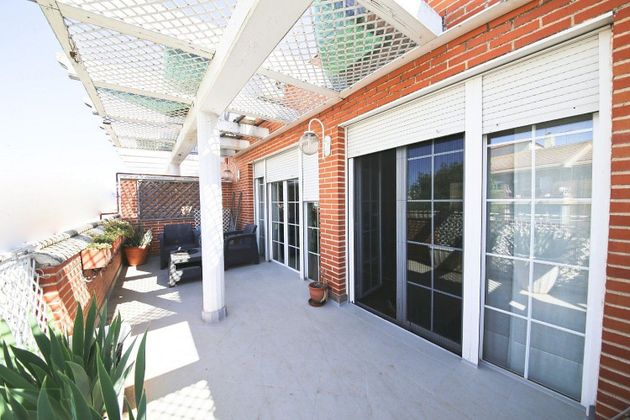 Foto 1 de Dúplex en venta en Tomelloso de 4 habitaciones con terraza y garaje