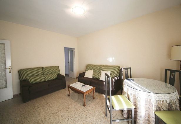 Foto 2 de Piso en venta en Tomelloso de 3 habitaciones con terraza y calefacción