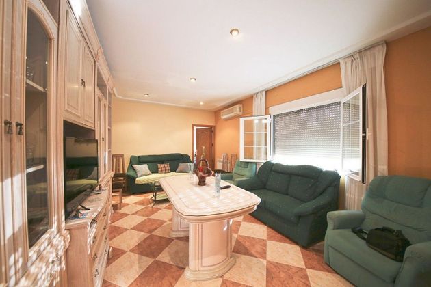 Foto 2 de Chalet en venta en Tomelloso de 2 habitaciones con aire acondicionado y calefacción