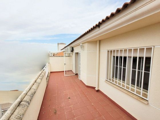 Foto 1 de Ático en venta en Tomelloso de 3 habitaciones con terraza y garaje