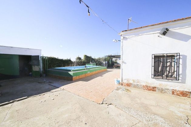 Foto 2 de Casa rural en venta en Tomelloso de 2 habitaciones con piscina