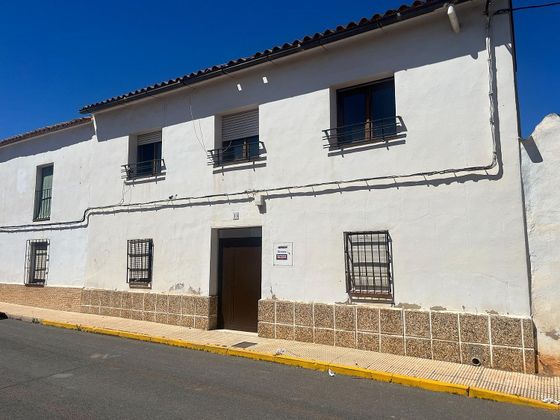 Foto 1 de Casa en venda a Santa Cruz de Mudela de 4 habitacions amb terrassa