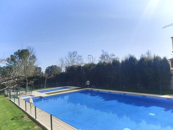 Foto 1 de Pis en venda a Universidad de 2 habitacions amb terrassa i piscina