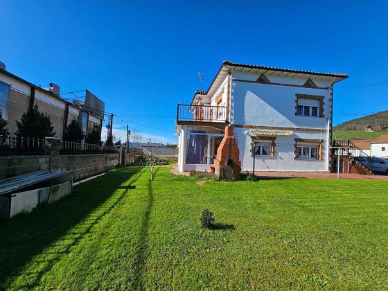 Foto 2 de Xalet en venda a Santa María de Cayón de 4 habitacions amb terrassa i garatge