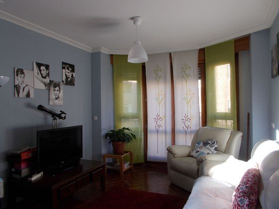 Foto 1 de Pis en venda a Santa Marta de Tormes de 3 habitacions amb terrassa i piscina