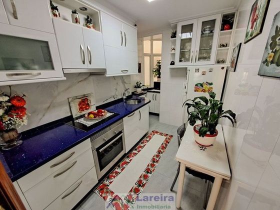 Foto 1 de Piso en venta en Travesía de Vigo - San Xoán de 3 habitaciones con terraza y ascensor