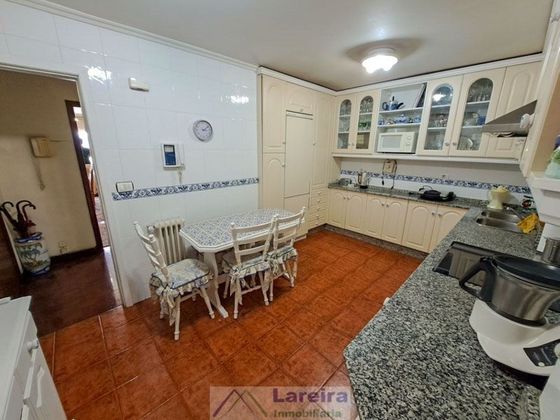 Foto 2 de Piso en venta en Travesía de Vigo - San Xoán de 4 habitaciones con terraza y calefacción