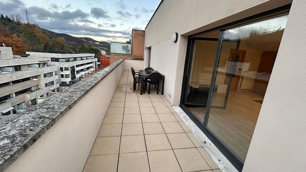 Foto 1 de Venta de piso en Huarte/Uharte de 2 habitaciones con terraza y calefacción