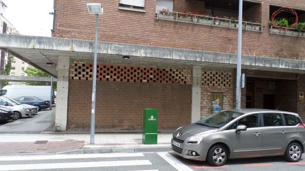 Foto 2 de Alquiler de local en calle Benjamín de Tudela de 95 m²