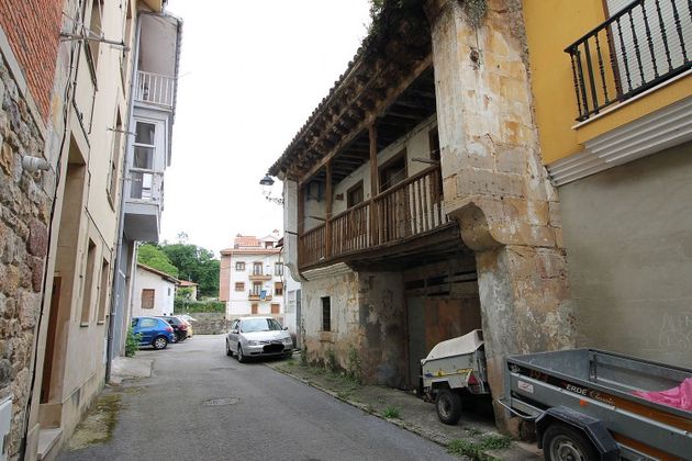Foto 1 de Casa en venta en calle Las Cabrujas de 4 habitaciones con balcón y calefacción