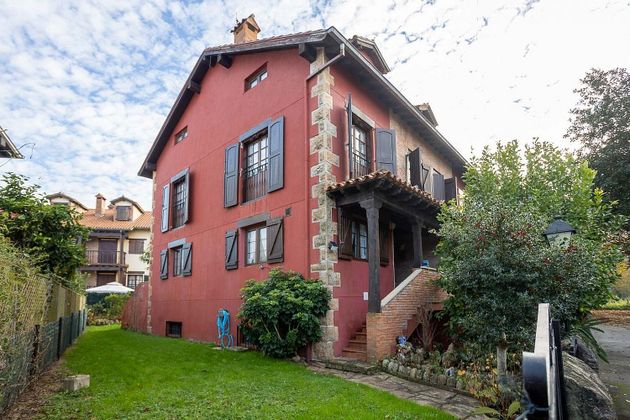 Foto 1 de Casa en venda a barrio Ontoria de 4 habitacions amb terrassa i garatge