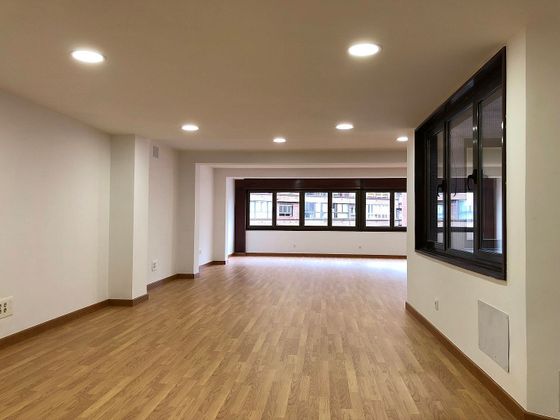 Foto 2 de Alquiler de oficina en Centro - Gijón de 120 m²