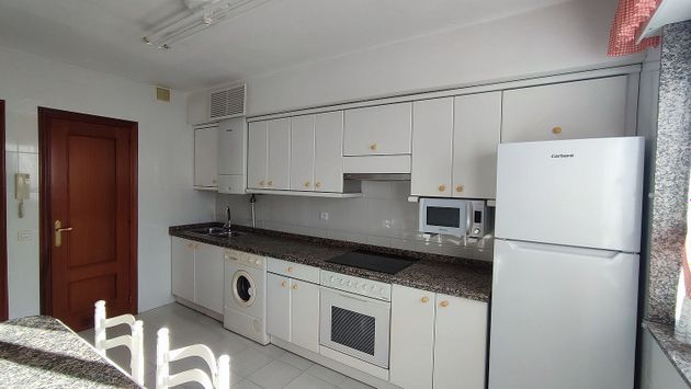 Foto 2 de Pis en venda a Noreña de 3 habitacions amb garatge i calefacció
