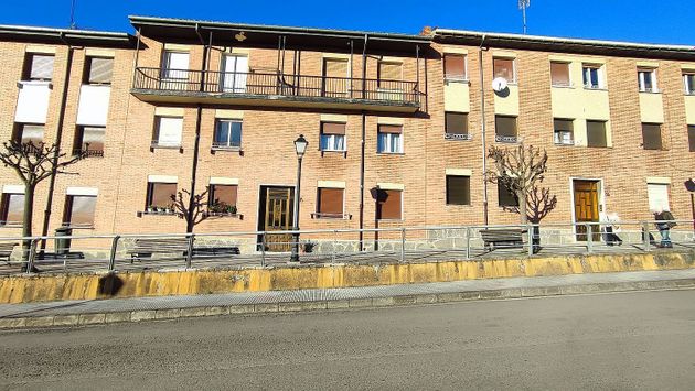 Foto 1 de Pis en venda a calle Pumarabule de 2 habitacions amb terrassa