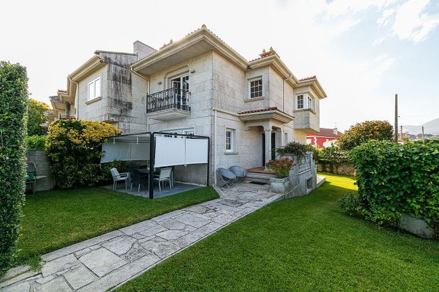 Foto 2 de Casa en venda a Baiona de 4 habitacions amb terrassa i garatge