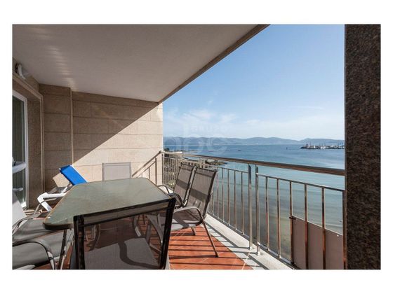 Foto 1 de Piso en venta en Sanxenxo de 3 habitaciones con terraza y garaje