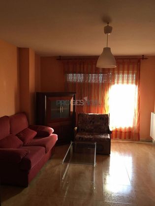 Foto 2 de Pis en venda a Santovenia de la Valdoncina de 1 habitació amb garatge i calefacció