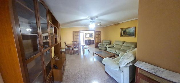 Foto 2 de Pis en venda a Laguna de Duero de 4 habitacions amb terrassa i garatge