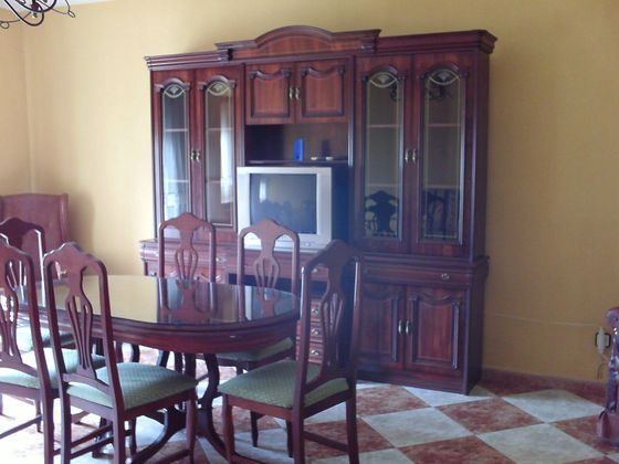 Foto 2 de Pis en venda a Centro - Puertollano de 4 habitacions amb aire acondicionat i calefacció