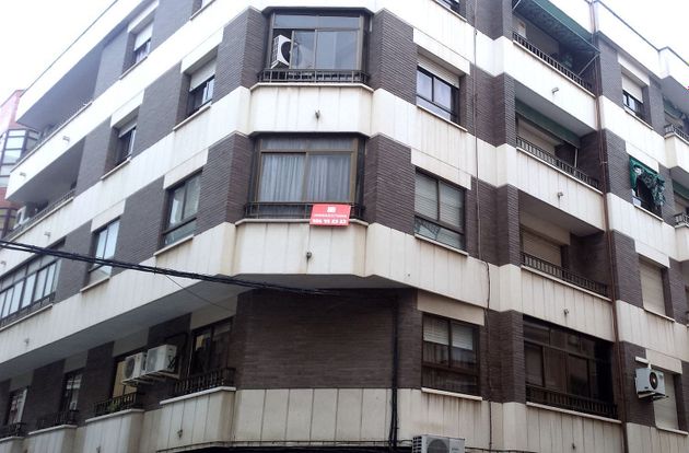 Foto 2 de Venta de piso en Centro - Puertollano de 4 habitaciones con terraza y calefacción