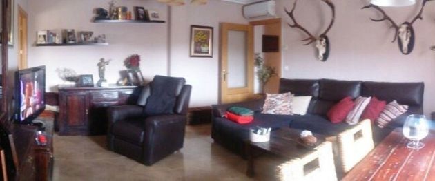 Foto 1 de Piso en venta en Carretera de Córdoba - Libertad de 3 habitaciones con terraza y aire acondicionado