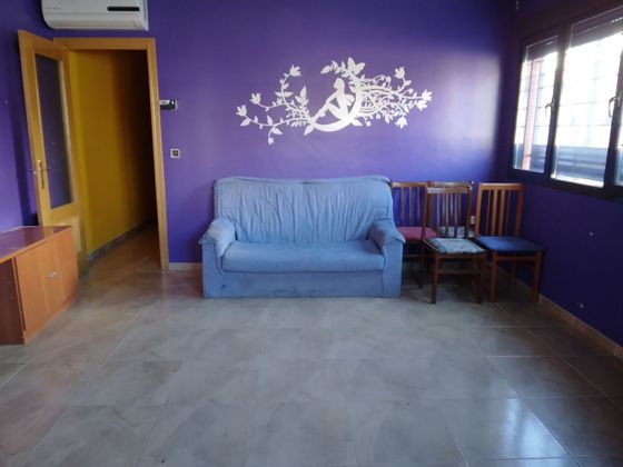 Foto 2 de Piso en venta en Carretera de Córdoba - Libertad de 3 habitaciones con terraza y calefacción