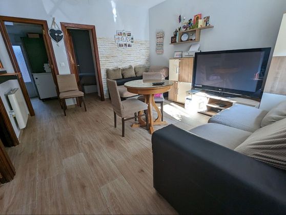 Foto 2 de Casa adossada en venda a Marianistas - AVE de 3 habitacions amb aire acondicionat i calefacció
