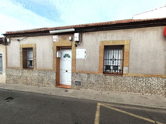 Foto 1 de Chalet en venta en Carretera de Córdoba - Libertad de 3 habitaciones con terraza y aire acondicionado