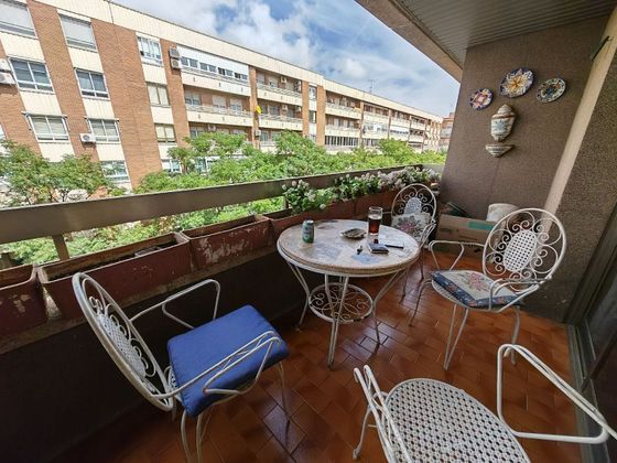 Foto 1 de Pis en venda a Marianistas - AVE de 5 habitacions amb terrassa i garatge