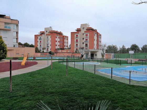 Foto 1 de Piso en alquiler en Larache de 3 habitaciones con terraza y piscina