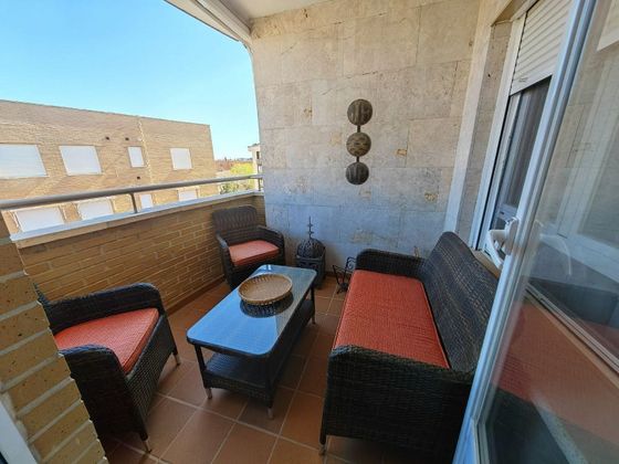 Foto 1 de Pis en venda a Universidad de 4 habitacions amb terrassa i piscina