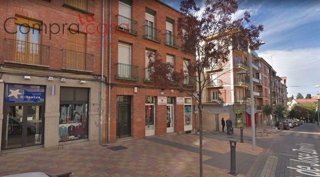 Foto 1 de Local en venta en Centro - Segovia de 400 m²