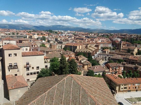 Foto 1 de Local en lloguer a Centro - Segovia amb terrassa