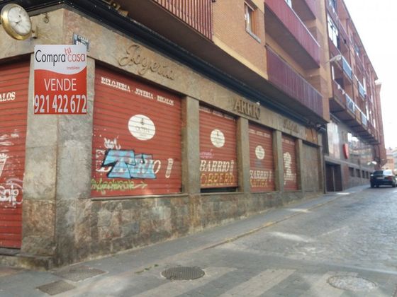 Foto 1 de Local en venta en Centro - Segovia de 630 m²