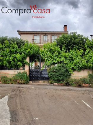 Foto 2 de Casa en venda a Huertos (Los) de 5 habitacions amb garatge i jardí