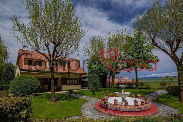 Foto 1 de Xalet en venda a Valverde del Majano de 3 habitacions amb terrassa i jardí