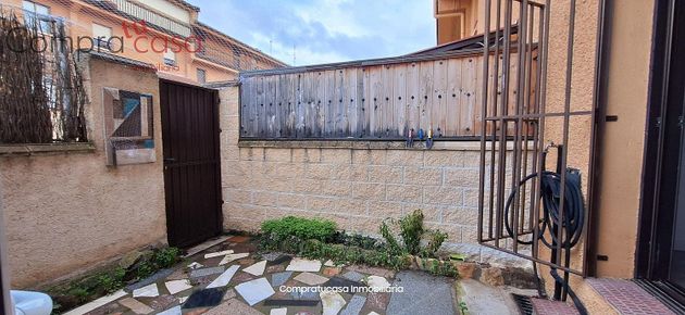 Foto 2 de Pis en venda a calle Las Moras de 3 habitacions amb terrassa i piscina