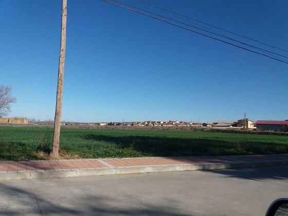 Foto 2 de Venta de terreno en Hontanares de Eresma de 12480 m²