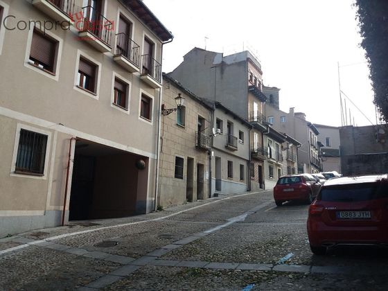 Foto 2 de Chalet en venta en Centro - Segovia de 3 habitaciones con calefacción