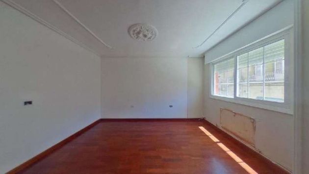 Foto 1 de Pis en venda a calle Augusto González Besada de 2 habitacions i 151 m²