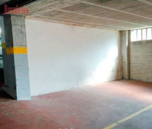 Foto 2 de Garaje en venta en calle Lugar San Pedro de 10 m²