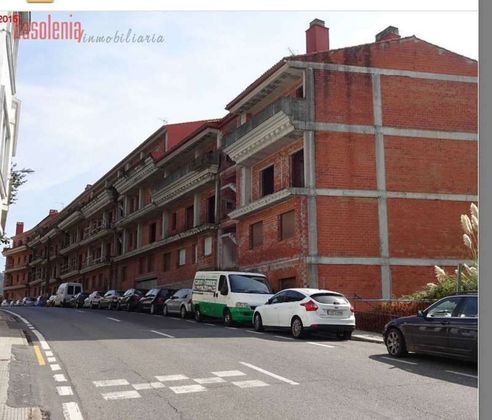 Foto 1 de Venta de edificio en calle Mandeo de 1456 m²
