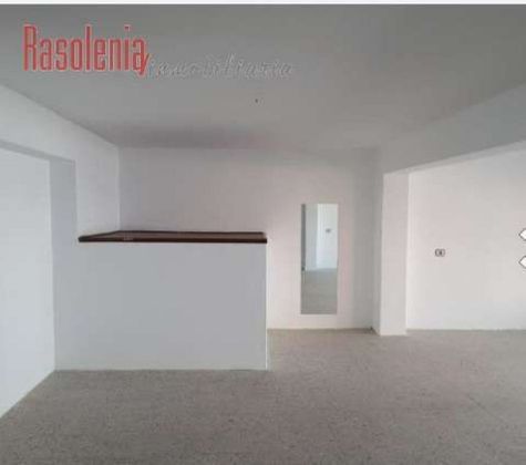 Foto 2 de Oficina en venda a Vilagarcía de 105 m²