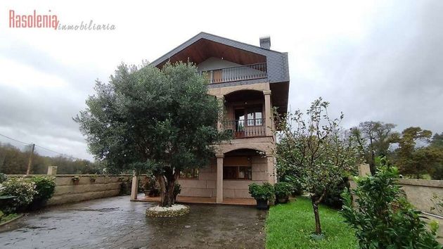 Foto 1 de Casa en venda a Tomiño de 9 habitacions amb terrassa i piscina