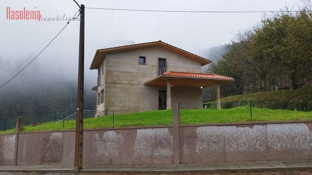 Foto 2 de Xalet en venda a Salceda de Caselas de 4 habitacions amb terrassa i garatge