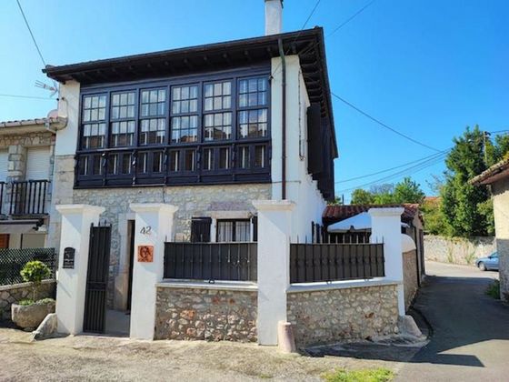 Foto 2 de Casa en venda a Celorio-Poó-Parres de 3 habitacions amb terrassa i garatge
