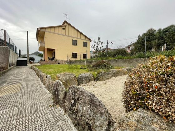 Foto 2 de Xalet en venda a San Rosendo de 5 habitacions amb terrassa i garatge