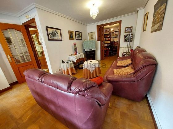 Foto 1 de Pis en venda a Centro - Vitoria-Gasteiz de 4 habitacions amb terrassa i balcó
