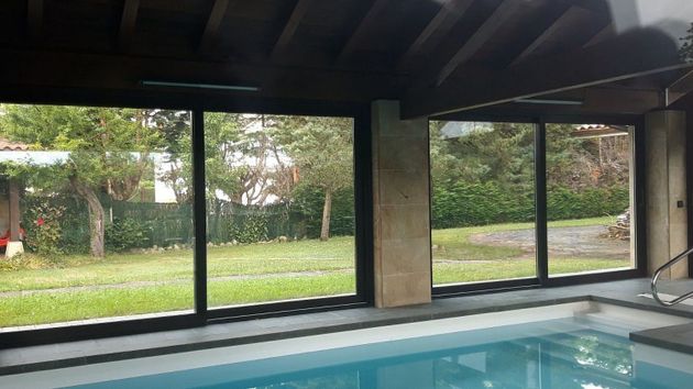 Foto 1 de Casa en lloguer a calle Gorbea Mendi de 4 habitacions amb terrassa i piscina